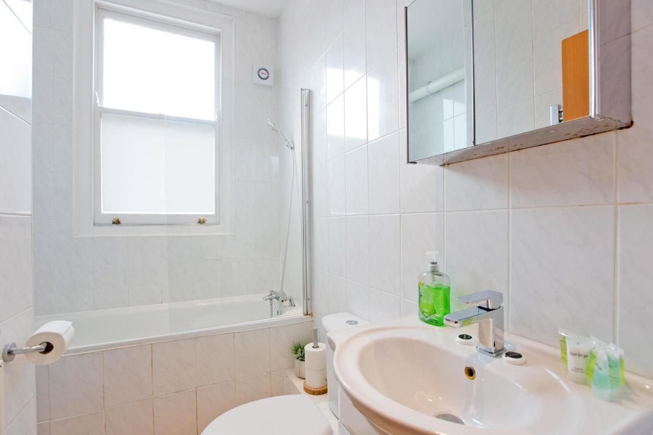 Comfortable Highbury Fields 1 Bedroom Apartment - Parking By Request London Ngoại thất bức ảnh
